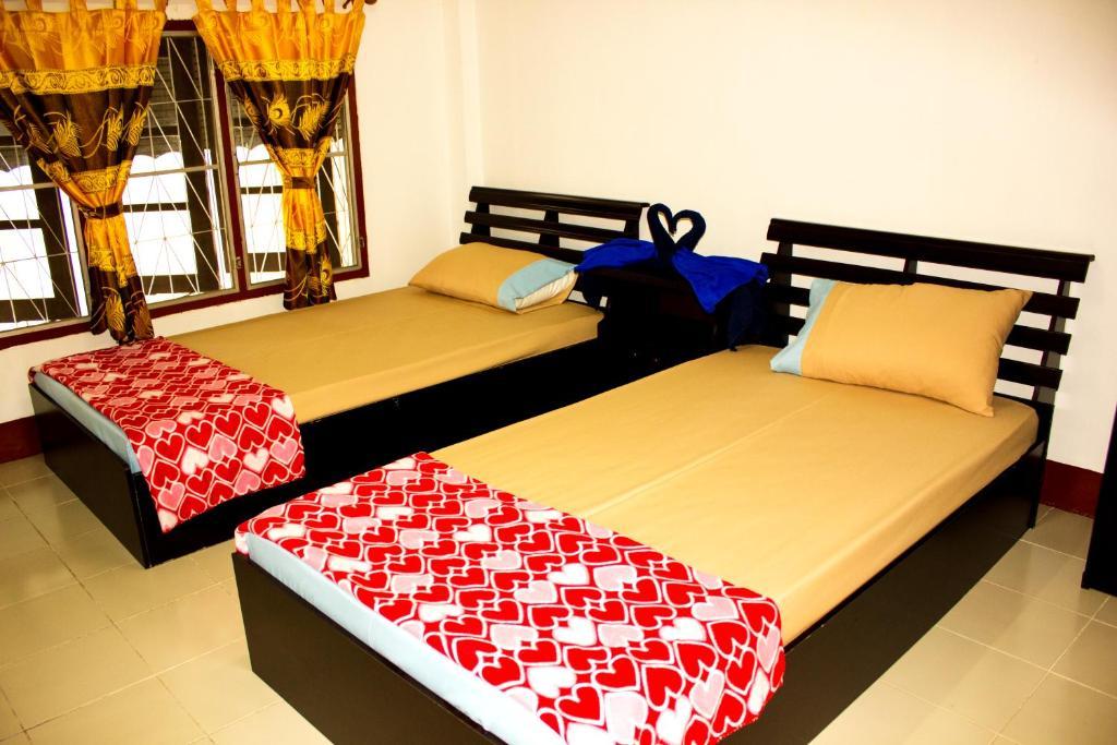 Walkinn Guesthouse 1 Чиангмай Стая снимка