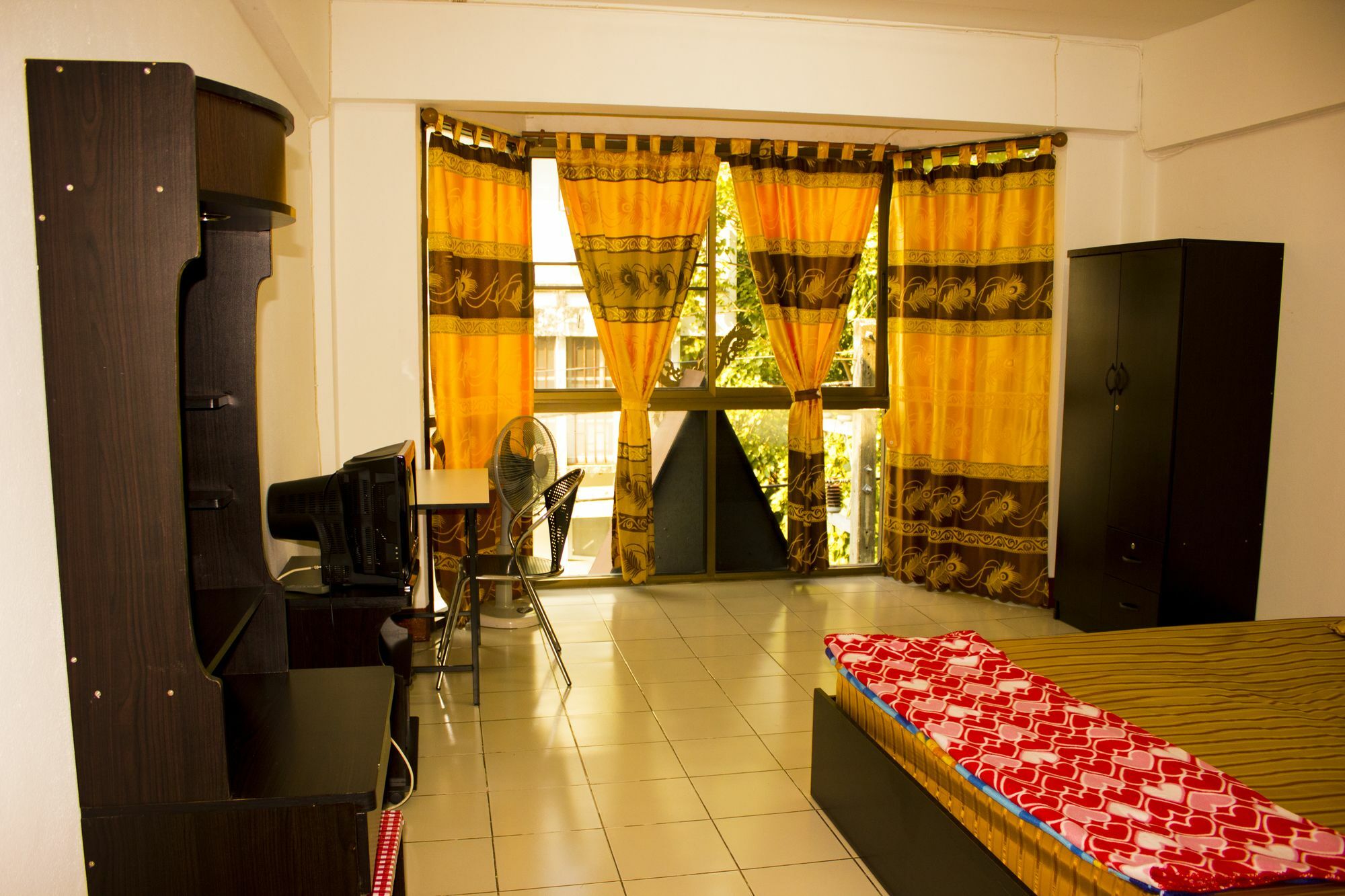 Walkinn Guesthouse 1 Чиангмай Екстериор снимка